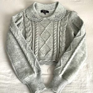 Crop grey sweater